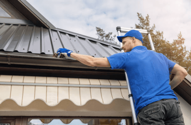 gutter cleaning in lacey